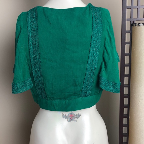 Miami Francesca’s Forest Green V-Neck Crop Top Lace Trim Size L - Picture 7 of 11